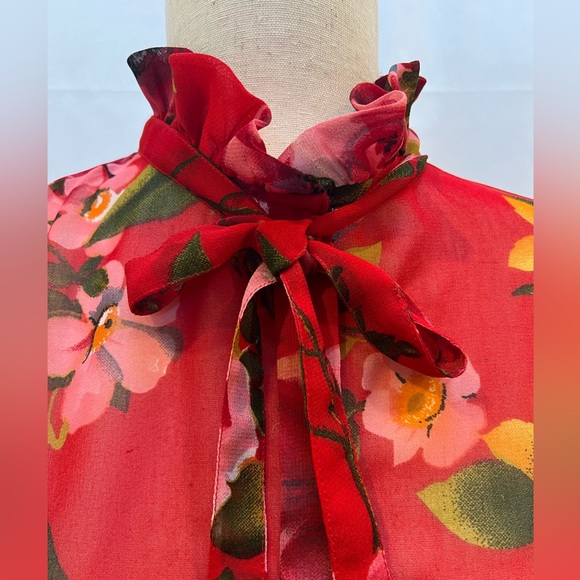 Sheer cherry red floral blouse with tie size 6 - Picture 2 of 6